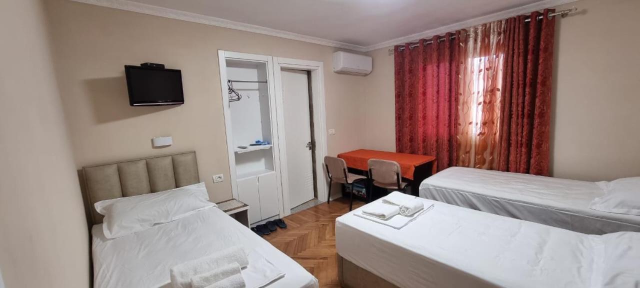 Aaa Apartment Berat Eksteriør bilde